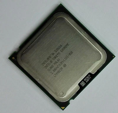Intel Core 2 Extreme QX9650 SLAN3 SLAWN CPU/LGA775 CPU Processor - Image 1 of 3