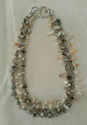 Collana lunga e collier Pietra agata e quarzo Bianco grigio  - Immagine 1 di 4