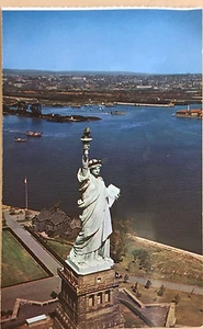 Vintage Postcard of The Statue of Liberty, NYC, circa 1958 - Picture 1 of 2