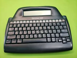 Alphasmart 3000 Textverarbeitung tragbare komplette Tastatur Klassenzimmer mit neuen Batterien - Bild 1 von 13