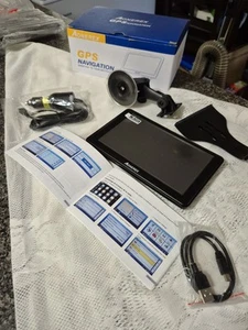 Aonerex GPS vehicle Navigation bundle 7"touch screen orig. pkging New /manual - Picture 1 of 10