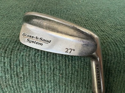 MacGregor Grass-N-Sand System 27* Chipper - RH, 36”, Steel Shaft w/Original Grip - Image 1 of 4