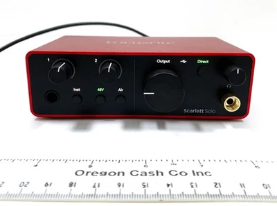 Focusrite Scarlett Solo (4th Gen) USB Studio Audio Recording Interface USB-C - Image 1 of 4