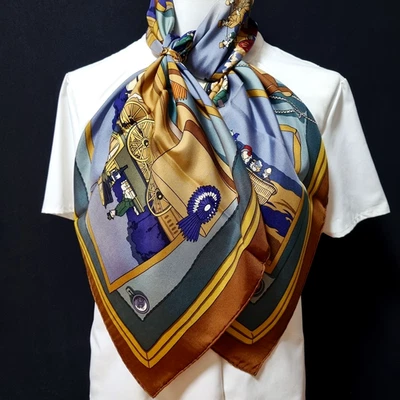 RARE VINTAGE HERMES Silk Scarf "Attelages" Carre 90 designed by Hugo Grygkar - Image 1 of 4