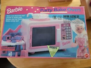 Vtg 1992 Barbie Party Bake Oven with Box #2135 Complete New in Open Box