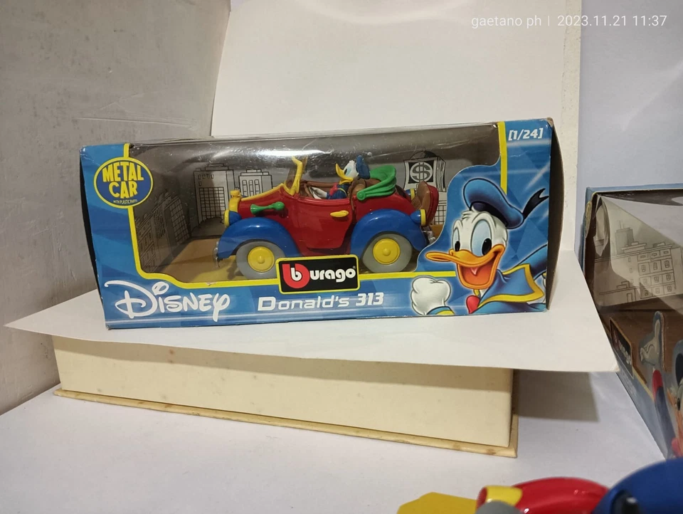 Burago Disney Paperino 1/24 - Immagine 1 di 1