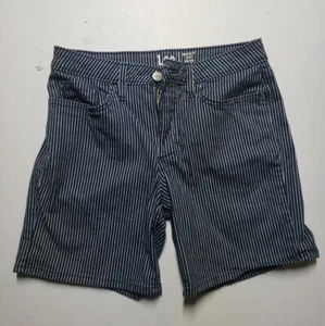Lee Womens Mid Rise Stretch Shorts size 8M color Navy Blue with White Stripes - Picture 1 of 7