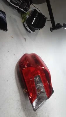 Conjunto de luz trasera izquierda usado se adapta a: Subaru Wrx 2015 grado A izquierdo Foto 1 de 4
