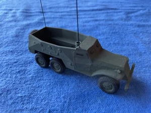 RRM RUSKOPF DBGM BTR 152 Military Tank , 1:87 HO scale Plastic model - Picture 1 of 3