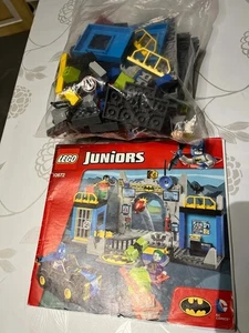 LEGO Juniors Batman: Defend the Batcave (10672) 100% komplett mit Anleitung - Bild 1 von 2