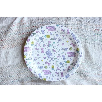 Sanrio Hello Kitty 9" Ice Cream Paper Party Plates 10 Pack - Image 1 of 3