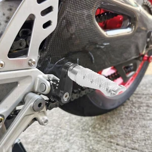 Silver R-FIGHT 40mm Front Riser Extender Foot Pegs For Razor RSF350 RSF650 - Picture 1 of 7