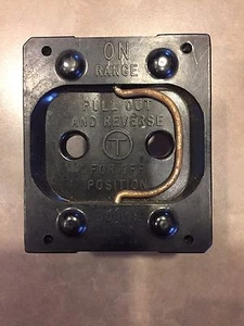 TRUMBULL ELECTRIC PT-30803 60AMP 240VOLT RANGE FUSE PANEL PULLOUT FUSE HOLDER  - Picture 1 of 2