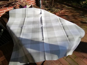 Hochwertige Leinen Karo Tischdecke Decke grau weiß kariert 70er 130 x 130 cm - Bild 1 von 2