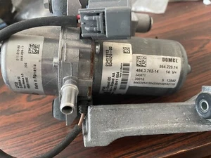 2014-2010 C7 Corvette C7 electric vacuum pump with brk WTY GM 23451913 - Picture 1 of 1