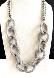 Grobe silberfarbene Steve Madden strukturierte Kette Glieder 21" Halskette - Bild 1 von 6