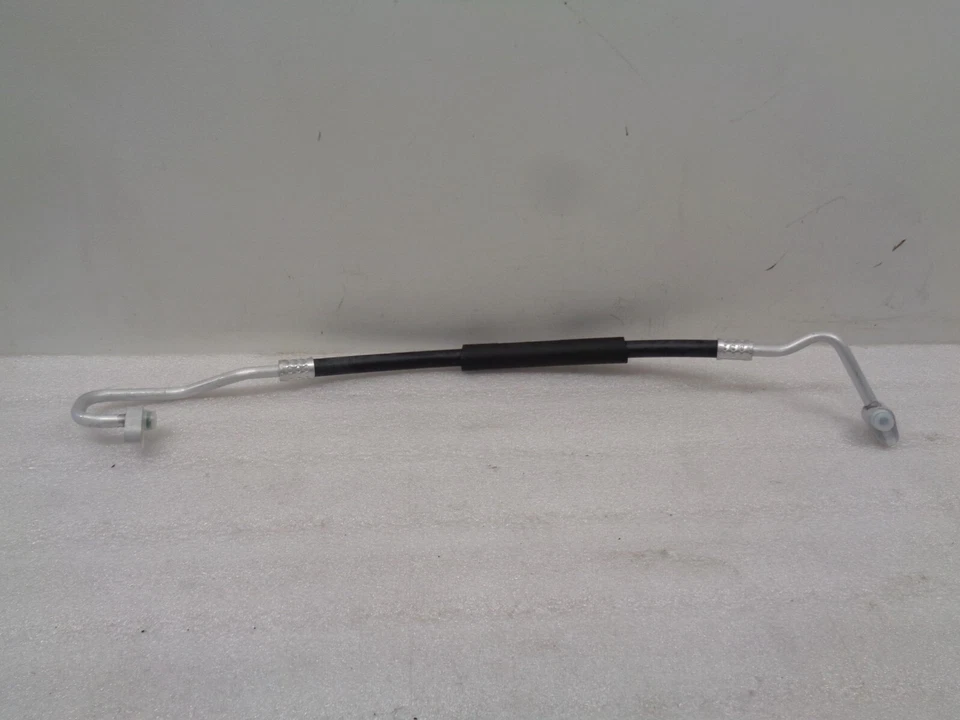 2001-2005 Toyota RAV4 A/C Refrigerant Discharge Hose Line AFTERMARKET AK2404255 - Image 1 of 4