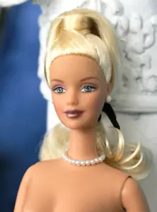 Nude Blonde Modified Ponytail Barbie Romantic Twist Updo TnT Mackie Dbox4 OOAK - Picture 1 of 12