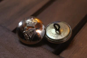 1x IRISH GUARDS BUTTONS 27MM (1 INCH) - Picture 1 of 3