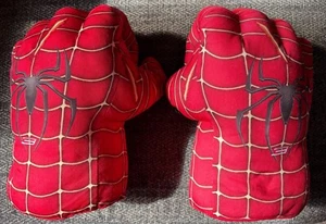 Spider-man 3 Smash Punching Boxing Gloves Plush Toy Cosplay - Picture 1 of 3
