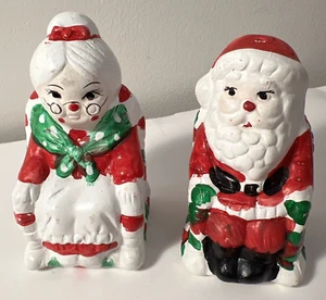 Mr. and Mrs. Santa Claus Salt and Pepper Shaker Taiwan Sitting Chair Vintage - Picture 1 of 6