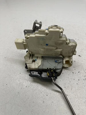Cerradura puerta delantera izquierda audi a4 s4 b7 8e 8h 2007 8e1837015aa dra62703 Foto 1 de 4
