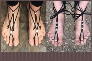 Chux Herren Barfuß Sandalen Fußschmuck BÜNDEL (2 PAAR Sandalen) - Bild 1 von 3
