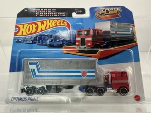 Hot Wheels Track Fleet Transformers Optimus Prime Truck & Trailer 1:64 Diecast - Picture 1 of 3