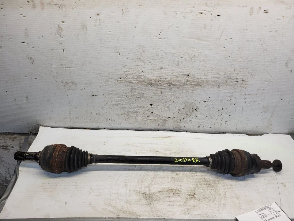 Задний полный приводной вал оси седана подходит для 02–09 VOLVO 60 SERIES 1686585 - Изображение 1 из 4