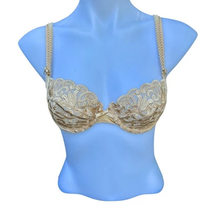 Sujetador con aros Chantelle Gold Lace Demi 1755 talla 34B Foto 1 de 4