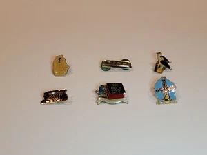 Vtg Souvenier Vacation Site Metal Push Back Pinback Pins Lot - Picture 1 of 9