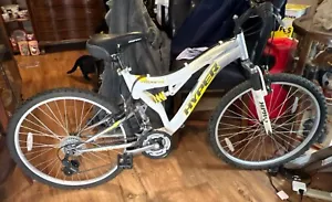 HYPER MIXX FS BICYCLE 21 SPEED WITH ALUMINUM 26” FRAME & FULL SUSPENSION - Picture 1 of 24