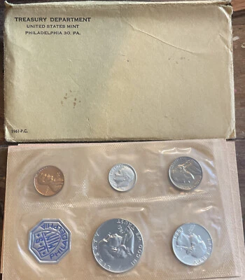 Proof uncirculated Philadelphia Mint Silver Coins 1961 - Image 1 of 2