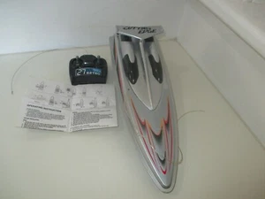 Eztec Cutting Edge Radio Controlled Speed Boat Grey Fun on the Water - Picture 1 of 12