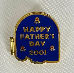 Disney Pinocchio and Geppetto Happy Father's Day 2001 LE 3500 Hinged Pin