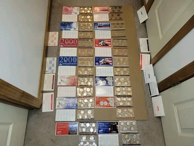 UNITED STATES MINT UNCIRCULATED COIN SETS 1999,2000,01,02,03,04,06 - Image 1 of 4