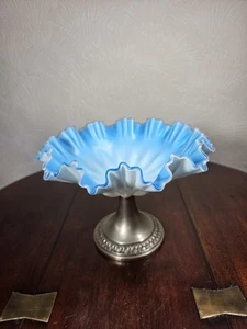 Antique Blue And White Satin Glass Table Centrepiece On EPNS Base - Picture 1 of 23