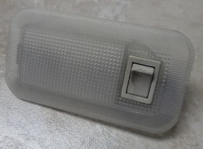 SAAB 93 9-3 1999-2002 LUZ CARGA MALETERO INTERIOR TRASERO Foto 1 de 2