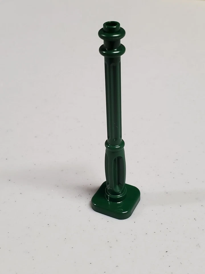 NEW LEGO PART x1 DARK GREEN 11062 Support 2 x 2 x 7 Lamp Post, 4 Base Flutes - Image 1 of 1