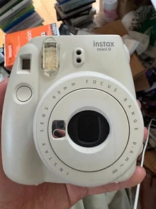 Fujifilm - Instax Mini 9 - Instant Camera - grey - Picture 1 of 5