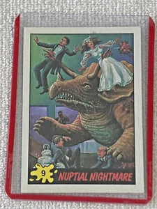 Tarjeta coleccionable 1988 Topps Dinosaurs Attack #9 Nuptial Nightmare casi nueva - Imagen 1 de 2