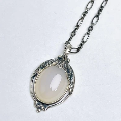 Collar Georg Jensen Año 2010 Ágata Blanca Plata 925 17.7 pulgadas Colgante Usado Foto 1 de 4