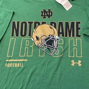Neu mit Etikett Notre Dame Fighting Irish Under Armour Shirt Large grün Fußball Einzelhandel 36 $ - Bild 1 von 7