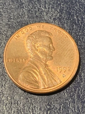 1992-D Lincoln Penny with Double D Mint Mark - Rare Error Coin - Image 1 of 3