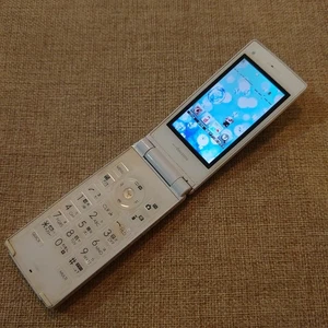 NEC N-03D Docomo White Japanese Flip phone Garakei Keitai phone Retro Mobile - Picture 1 of 9