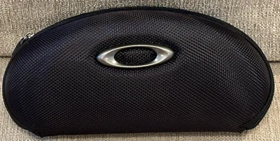 Estuche para gafas de sol Oakley Soft Vault cierre con cremallera nailon negro plata logotipo nuevo sin etiquetas Foto 1 de 3