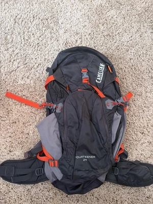 Mochila de hidratação Camelbak Fourteener 24 L cinza/laranja bolsa para caminhada na montanha - Imagem 1 de 4