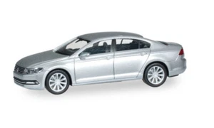Herpa 038416 VW Passat Sedan Silver Metallic HO 1:87 New - Picture 1 of 1