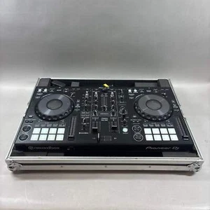 Pioneer DDJ-800 UXJCB con estuche - Imagen 1 de 12