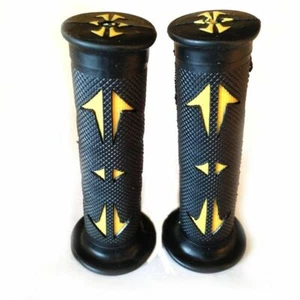 7/8"LEFT 1"RIGHT  Sport Dirt Bike Rubber Hand Grips-Black Yellow For YAMAHA - Picture 1 of 4